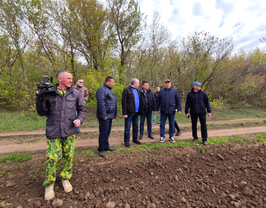 Губернатор ознакомился с ходом весенне-полевых  работ в ЗАО «Пушкинское»