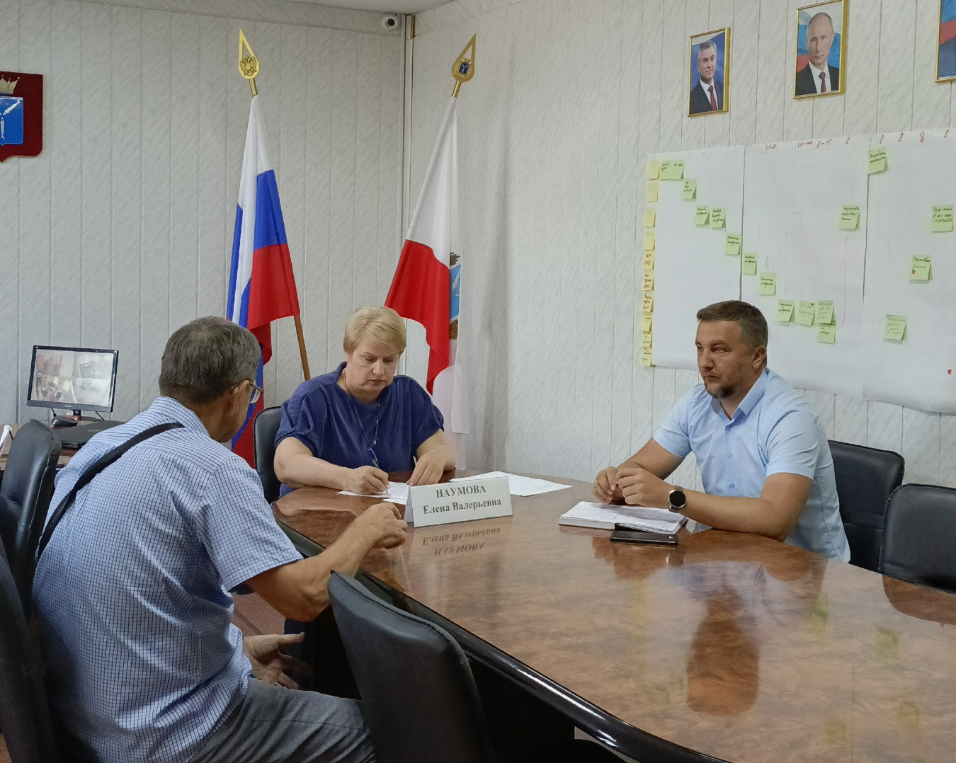 Глава Советского муниципального района Елена Наумова провела очередной прием граждан по личным вопросам 