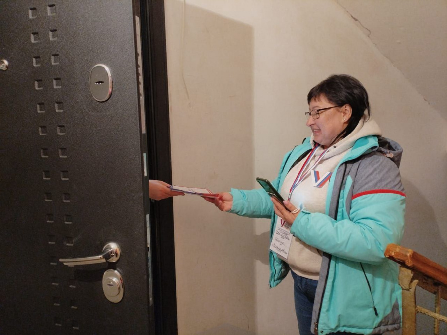 В Советском районе продолжается адресное информирование избирателей членами участковых избирательных комиссий