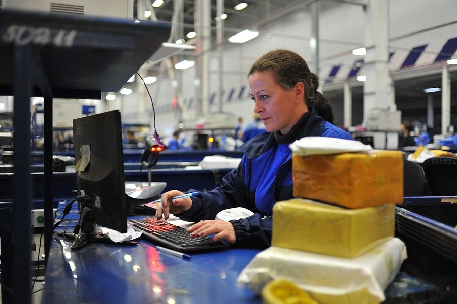 Около 53 млн почтовых отправлений обработали почтовики Саратовской области за год