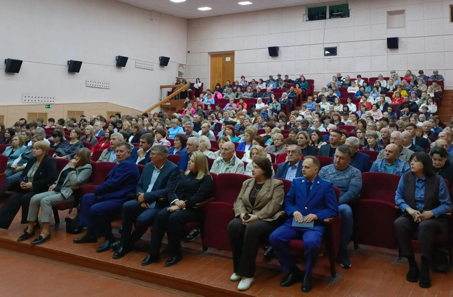 Администрация района приняла участие на встрече с Депутатами Саратовской областной Думы 