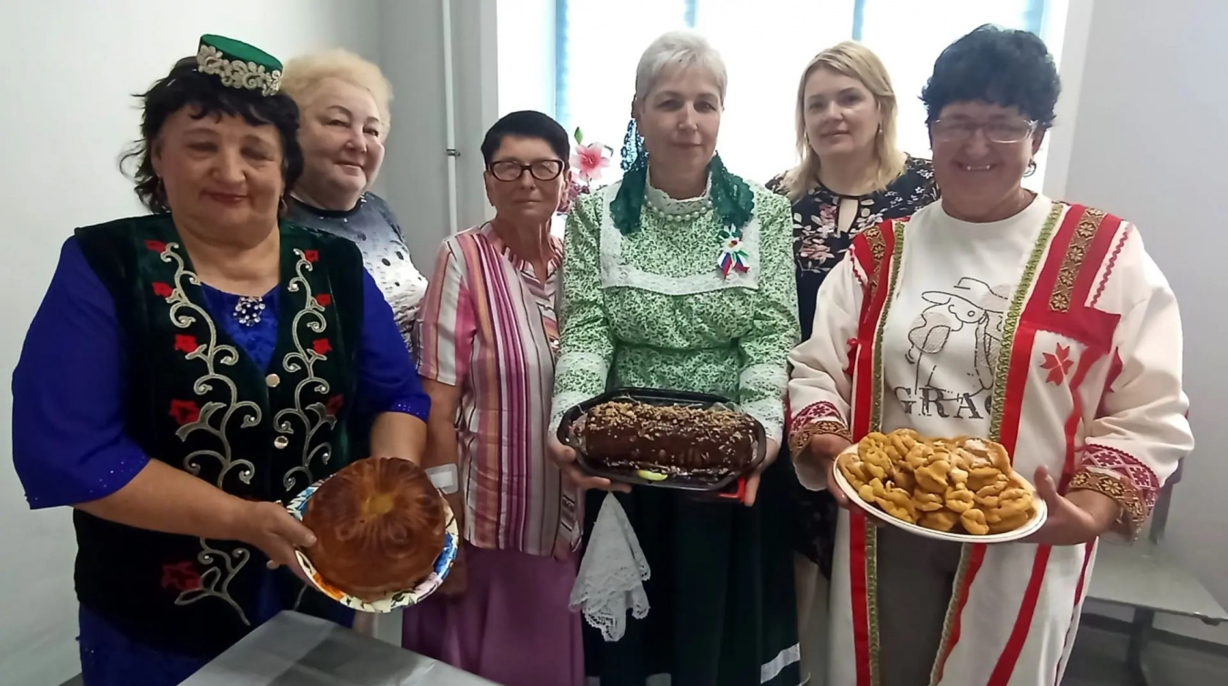 В рамках работы управления культуры и кино администрации района проведено мероприятие, посвященное международному Дню торта 