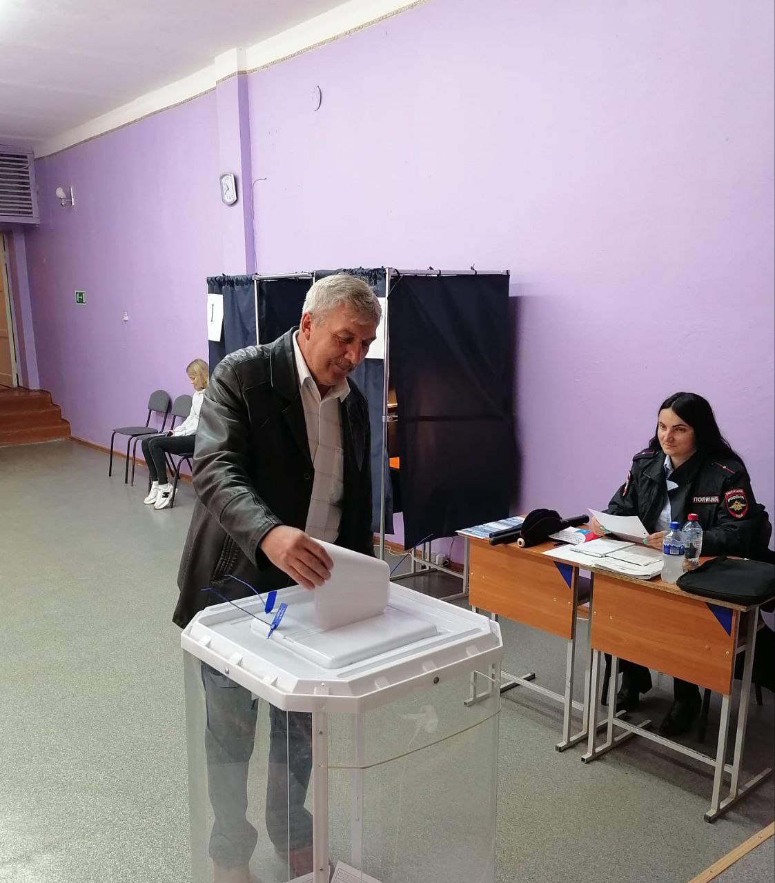 Второй день выборов на избирательных участках 
