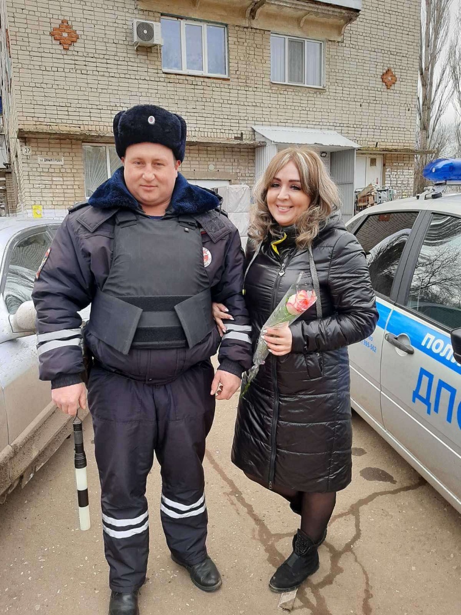 Цветы для автоледи! Цветы для автоледи!