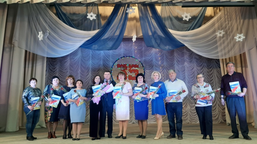 Нам уже 35! Нам всего 35!