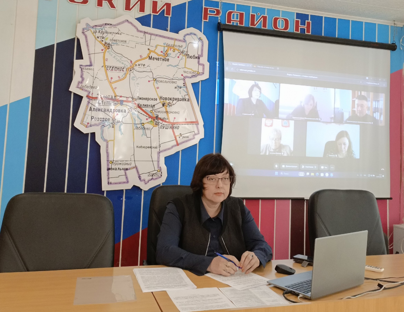 В рамках работы администрации района проведено заседание МВК по противодействию коррупции 
