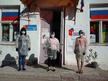 Общероссийское голосование по вопросу одобрения изменений в Конституцию Российской Федерации на избирательных участках в городских поселениях района.