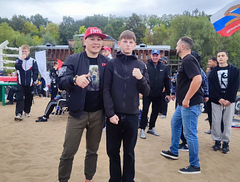 При поддержке спортивной школы Советского района  юные боксеры приняли участие в турнире по боксу "Боксерская серия в Волжских далях"