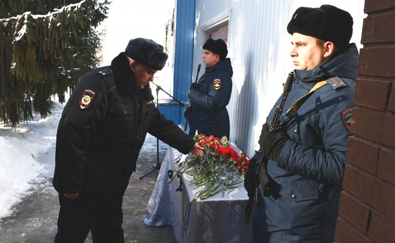 Митинг посвященный открытию мемориальной доски