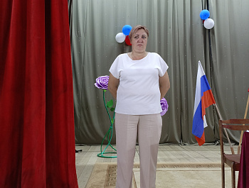 Глава района Елена Наумова провела встречу с жителями с. Новокривовка Пушкинского МО 