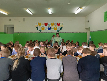 Организация горячего питания школьников на контроле администрации района и родителей