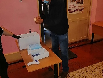 Общероссийское голосование по вопросу одобрения изменений в Конституцию Российской Федерации на избирательных участках в сельских поселениях района.
