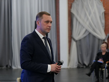 Губернатор Роман Бусаргин встретился с участниками муниципального форума «PROБизнес». 