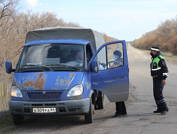Госавтоинспекторы обратились к   водителям транспорта с напоминанием важности соблюдения ПДД